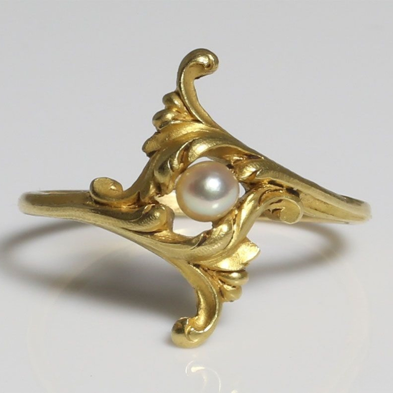 Women's Vintage Plated Ornate Scrollwork Ring